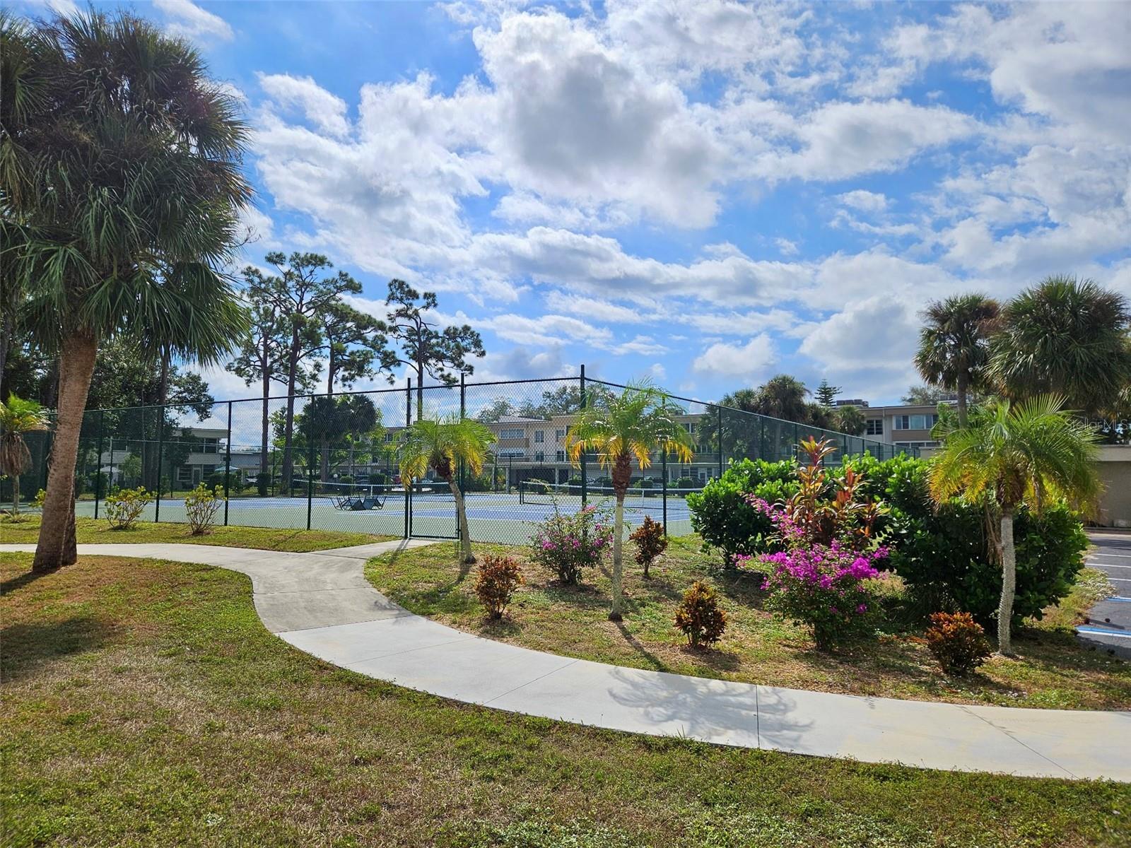 Image 40 of 44 For 2290 Aaron Street 210