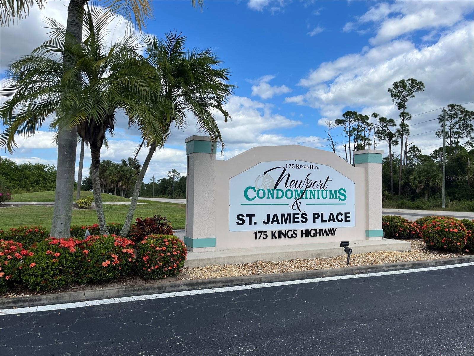 Image 52 of 53 For 175 Kings Highway 733