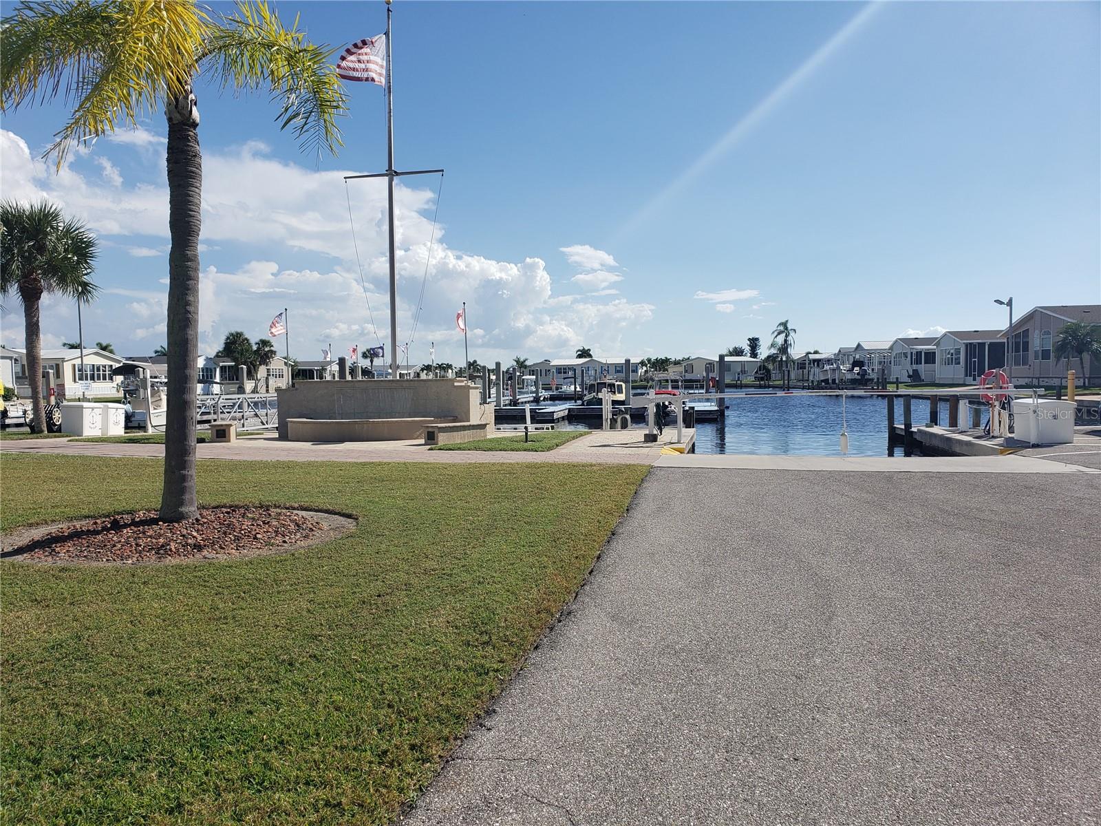 Image 8 of 9 For 17 Copenhagen Avenue