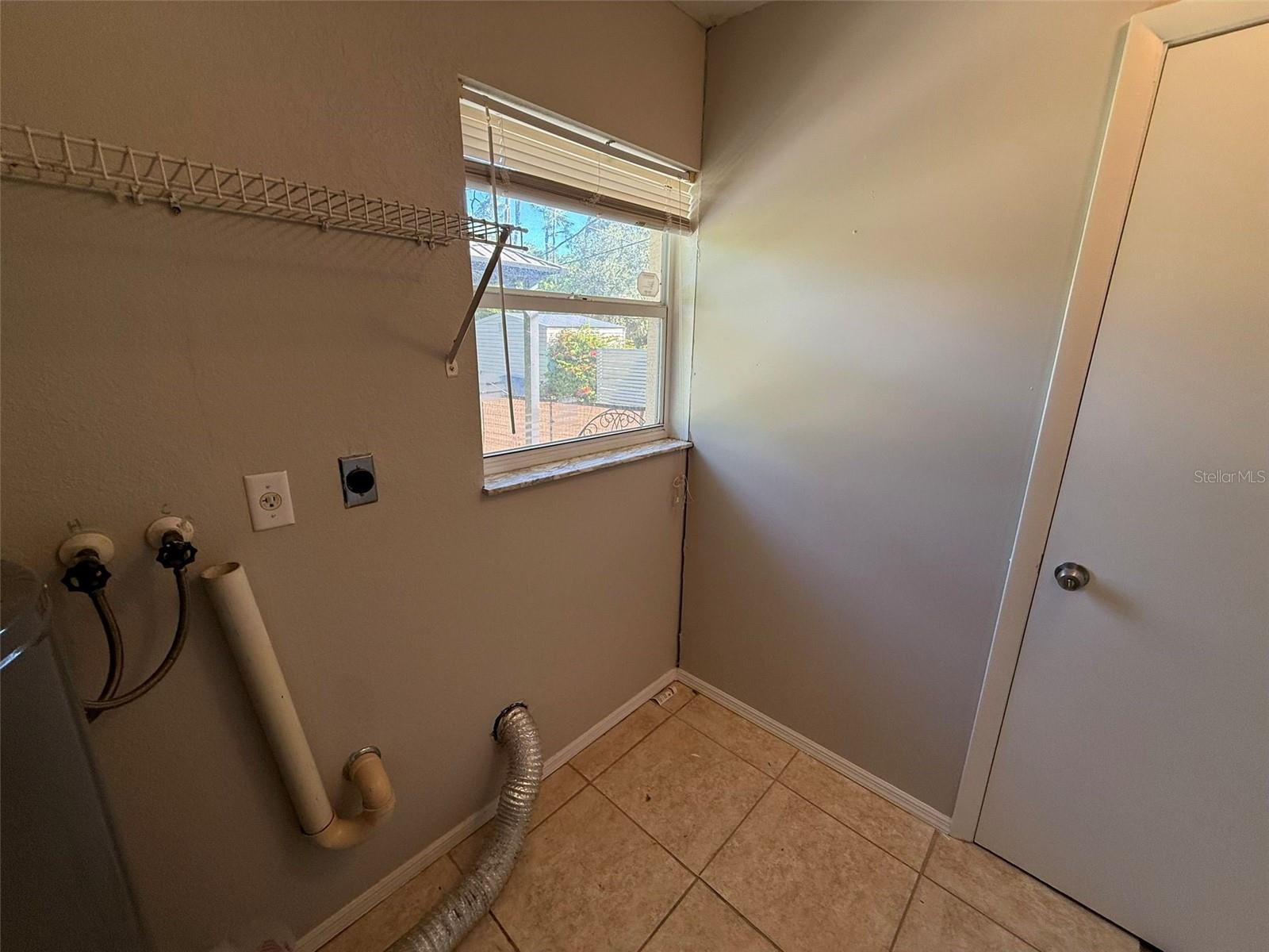 Image 15 of 18 For 18314 Quadrille Avenue