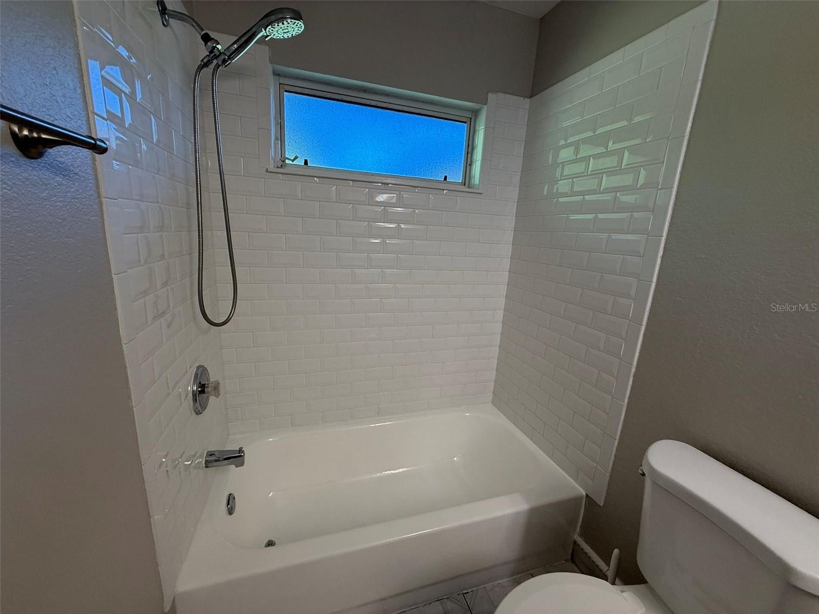 Image 8 of 18 For 18314 Quadrille Avenue