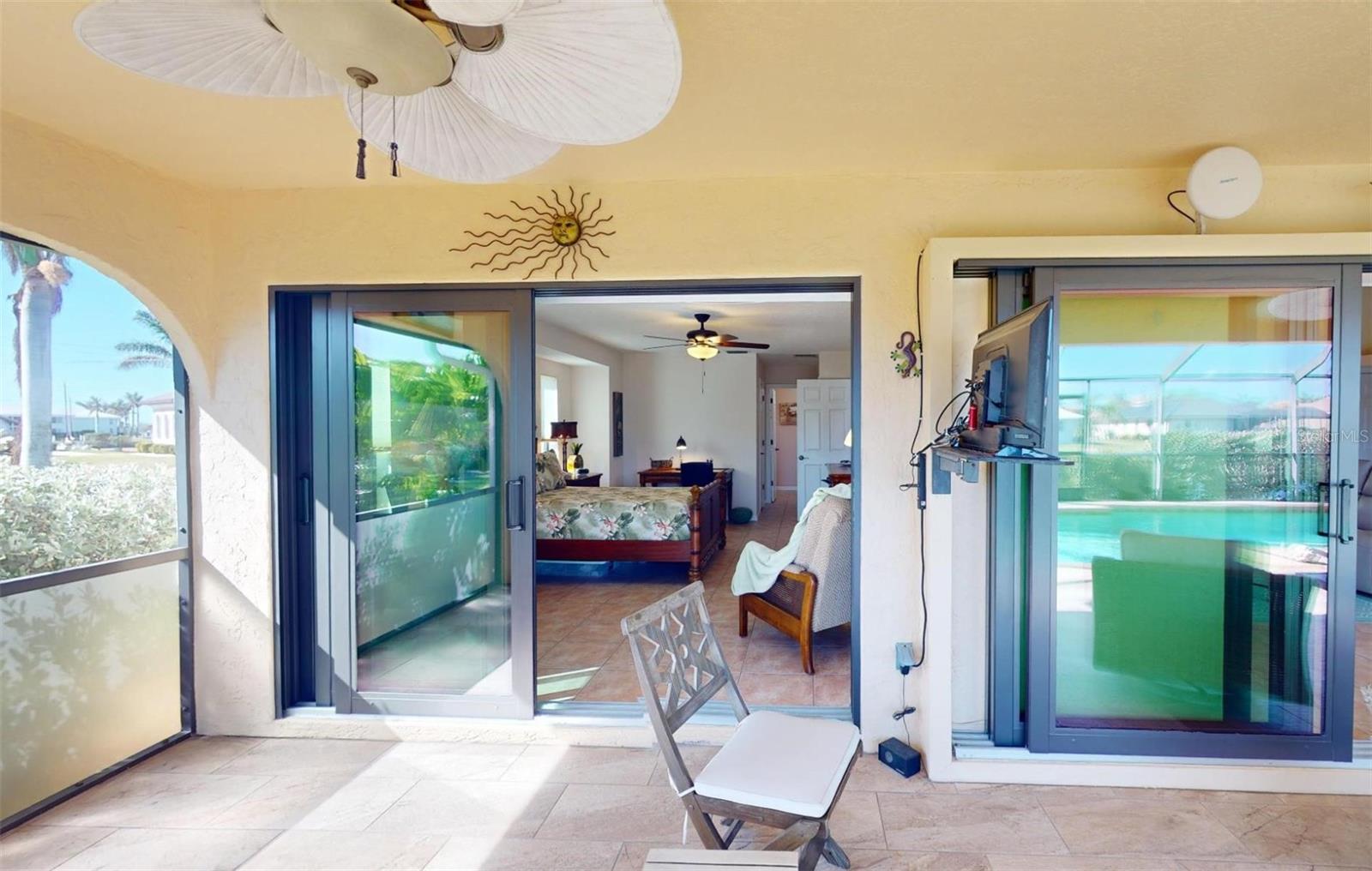 Listing photo id 9 for 3448 Nighthawk Court