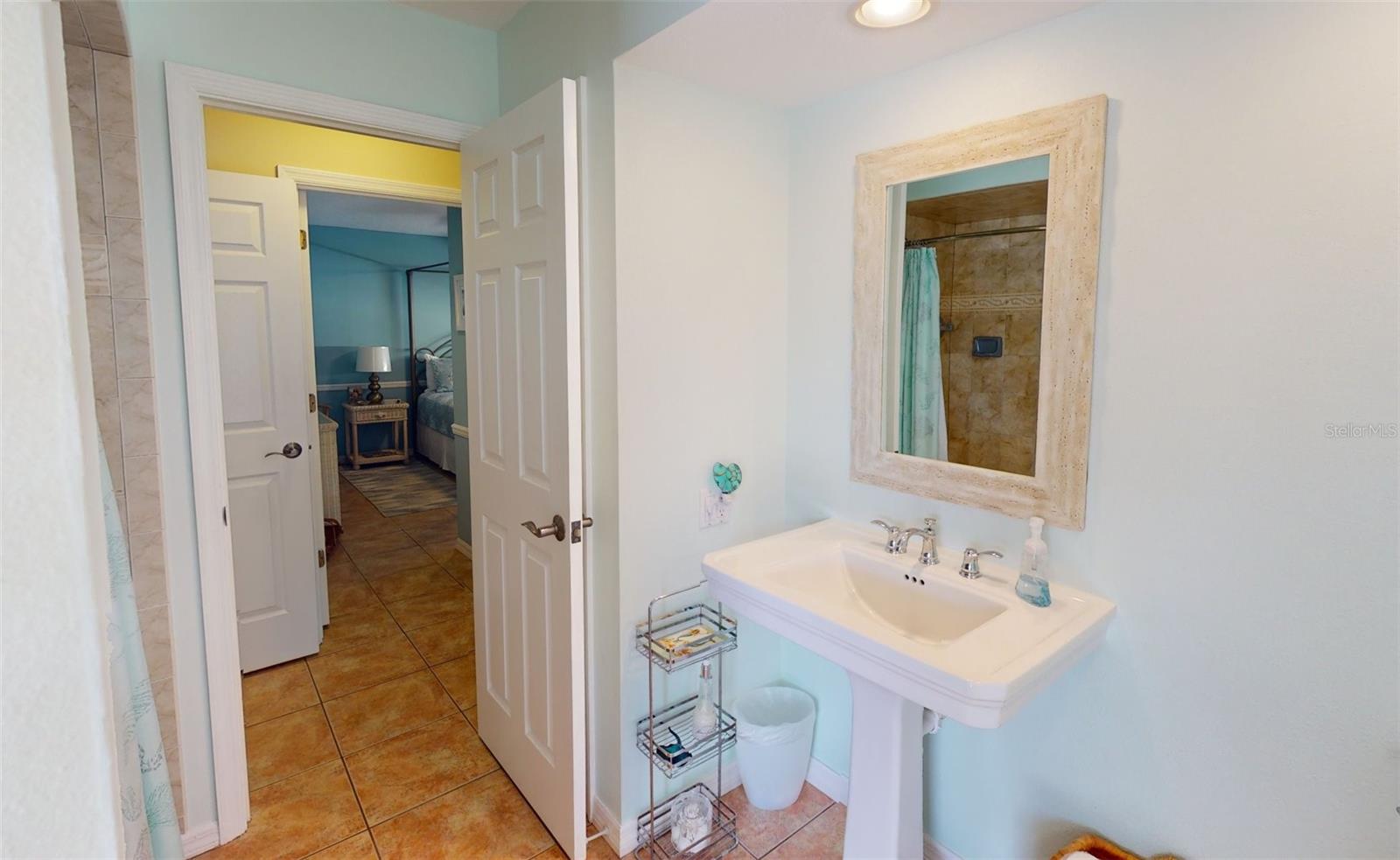 Listing photo id 47 for 3448 Nighthawk Court