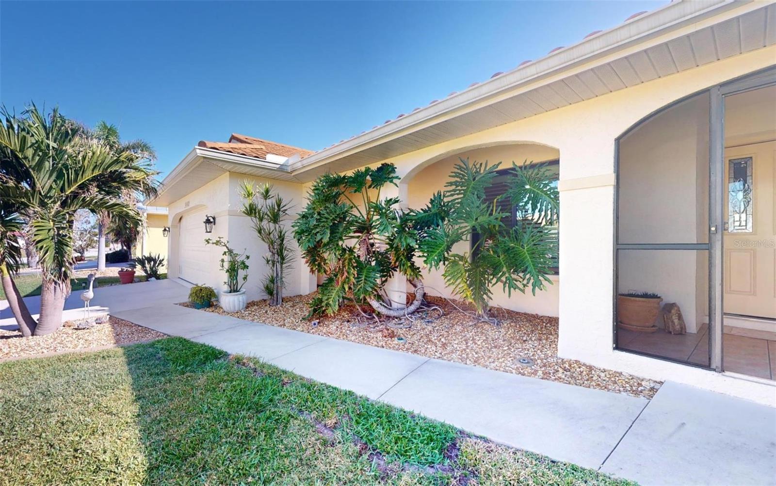 Listing photo id 92 for 3448 Nighthawk Court