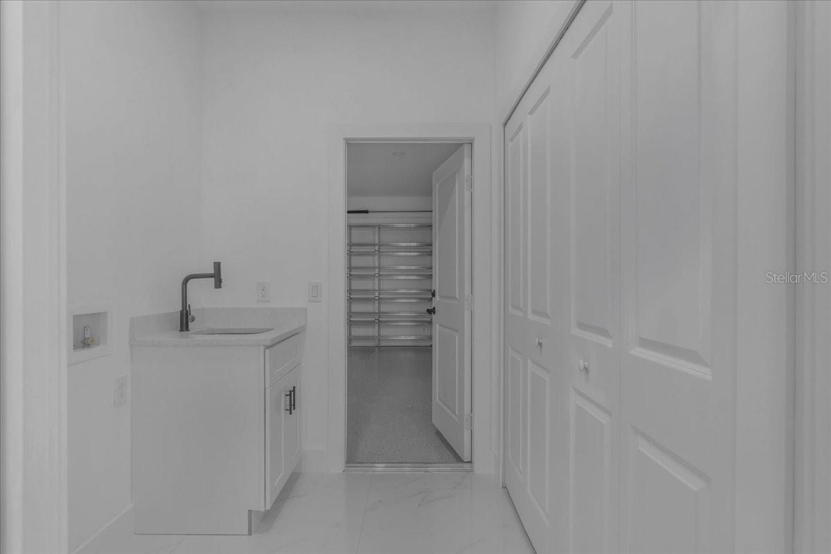 Image 21 of 70 For 1201 Johns Avenue