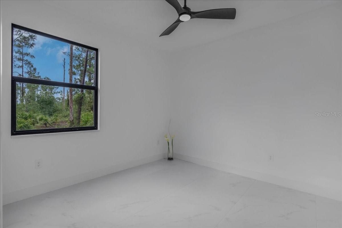 Image 29 of 70 For 1201 Johns Avenue