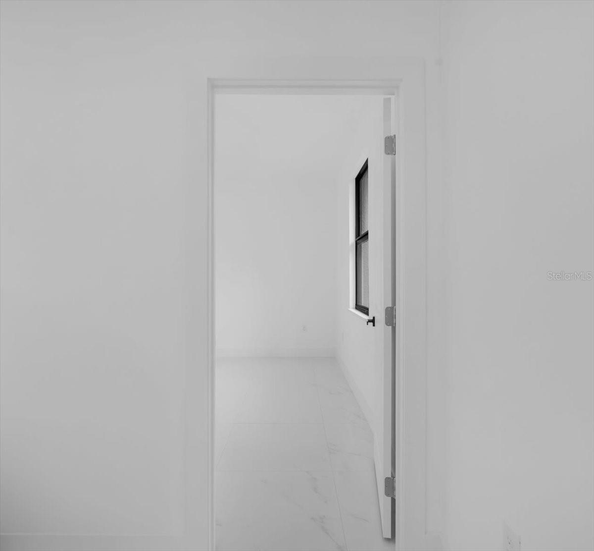 Image 43 of 70 For 1201 Johns Avenue