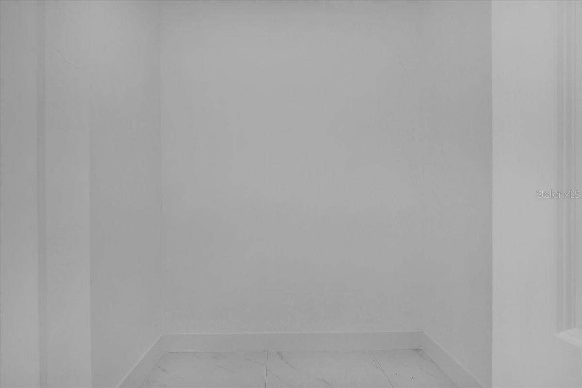 Image 48 of 70 For 1201 Johns Avenue