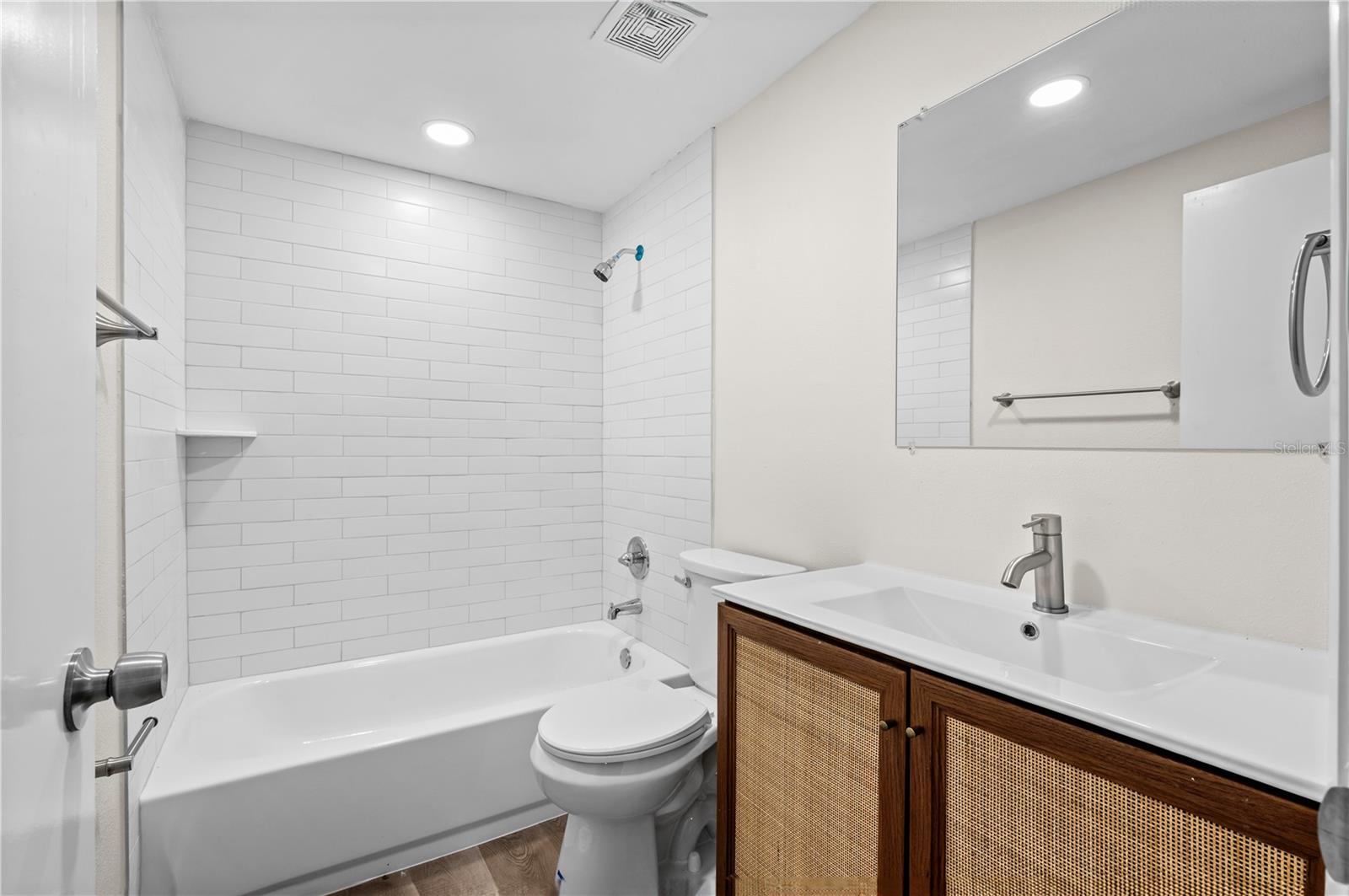 Image 15 of 25 For 2234 Phillippi Street
