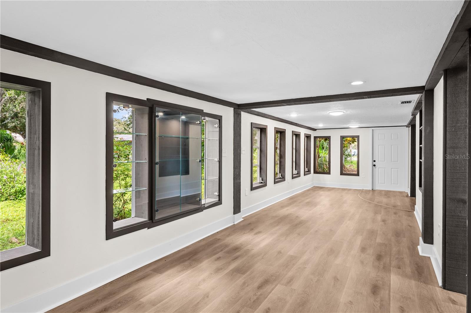 Image 4 of 25 For 2234 Phillippi Street