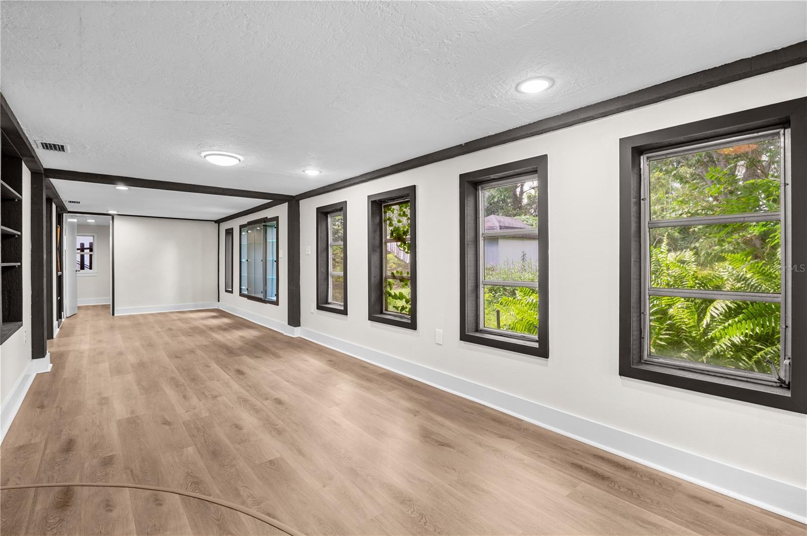 Image 9 of 25 For 2234 Phillippi Street