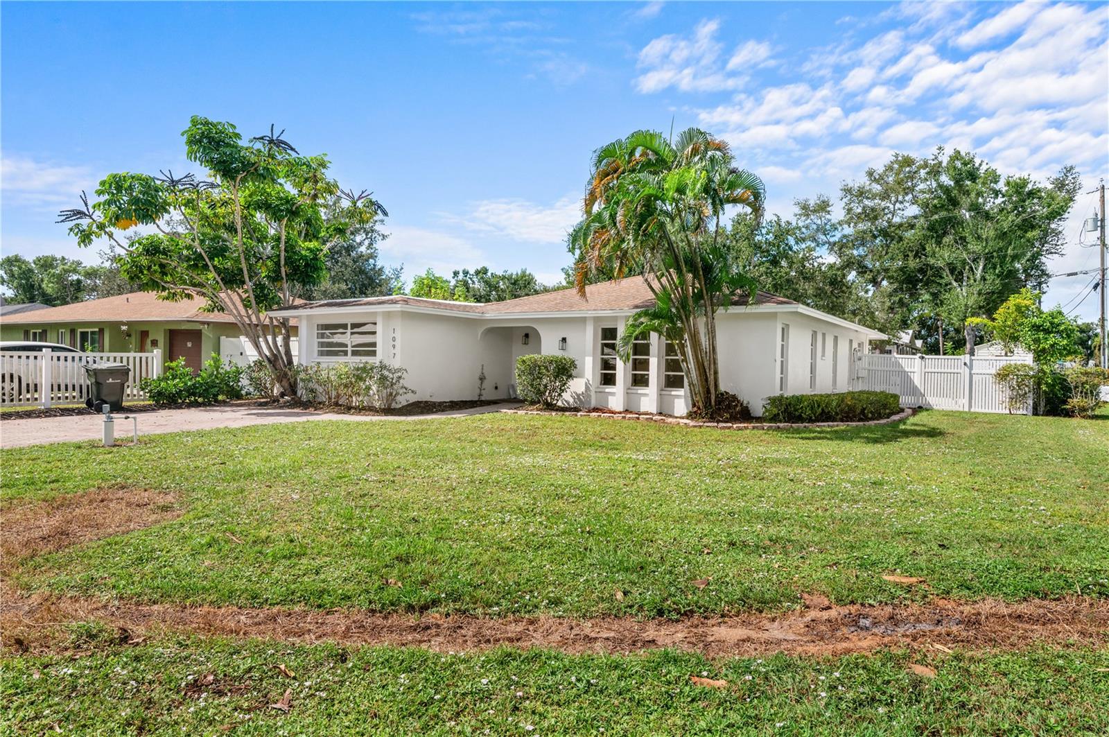 Image 2 of 24 For 1097 Willis Avenue