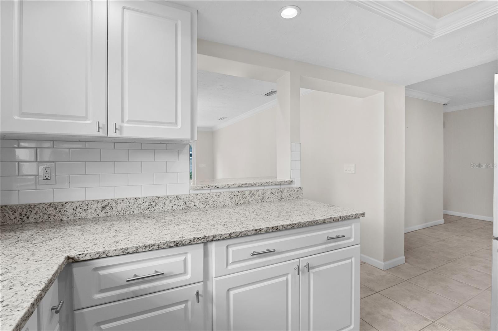 Image 4 of 24 For 1097 Willis Avenue