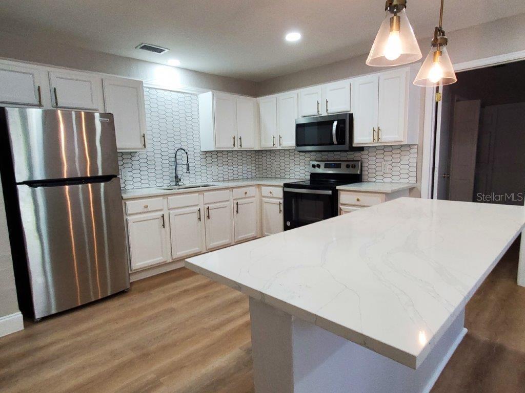 Image 14 of 24 For 4390 Jackson Street J-a