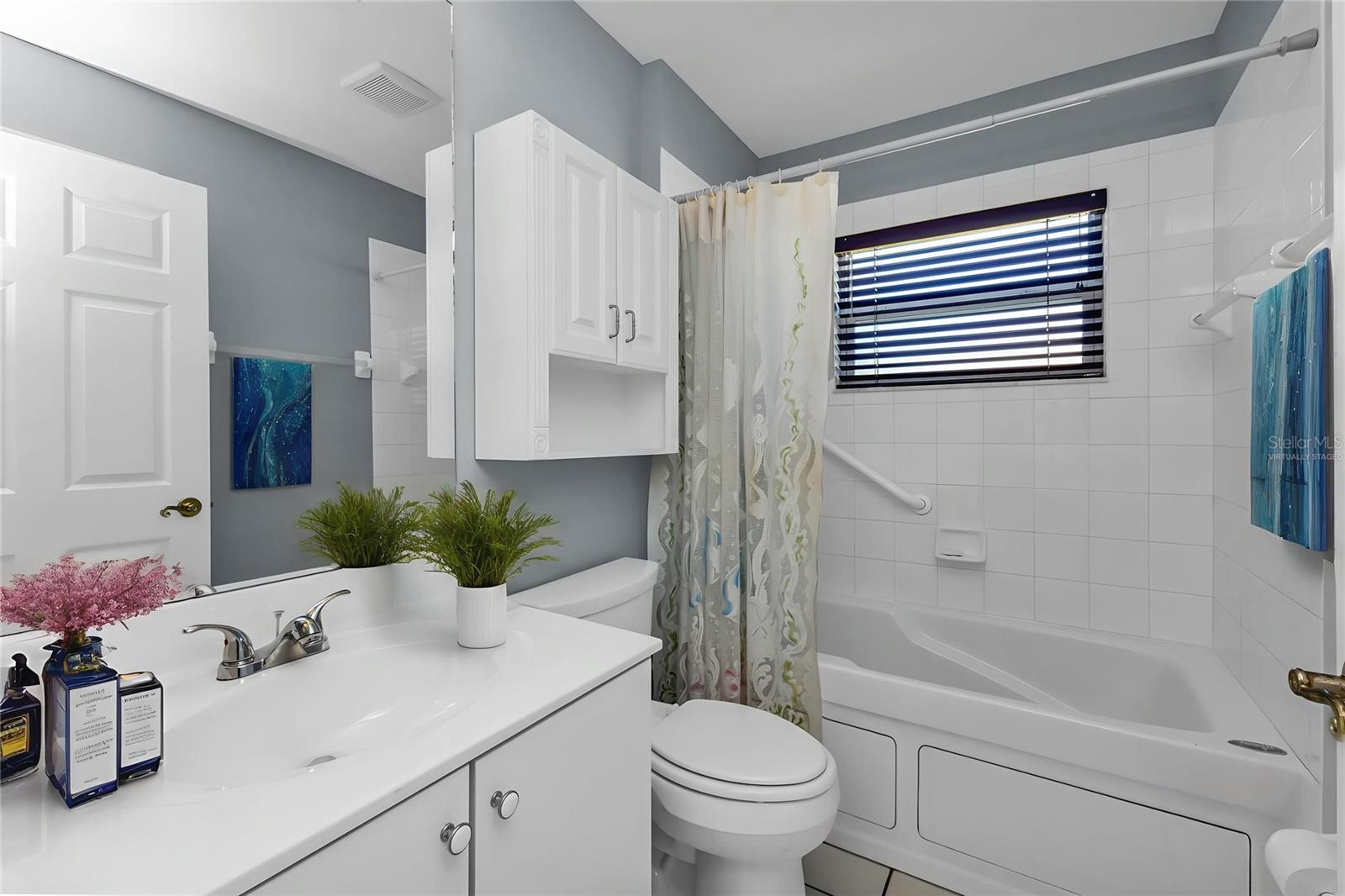 Image 12 of 36 For 1713 Palace Court