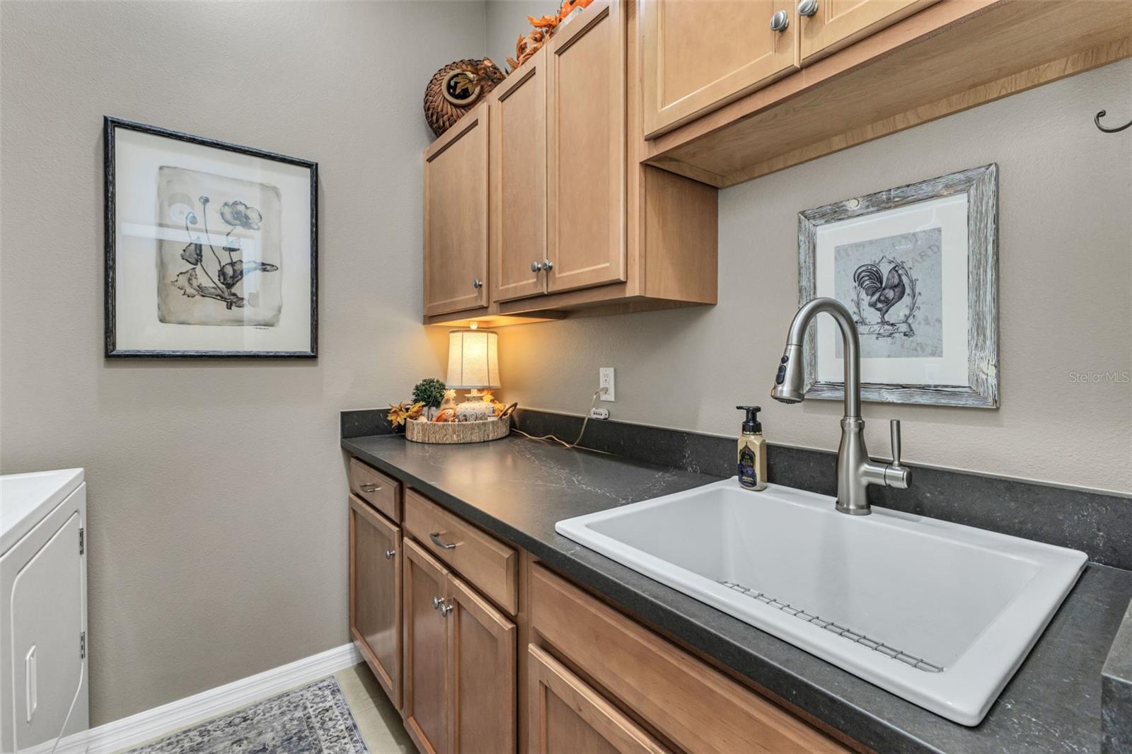 Image 22 of 46 For 1852 Knights Bridge Trail