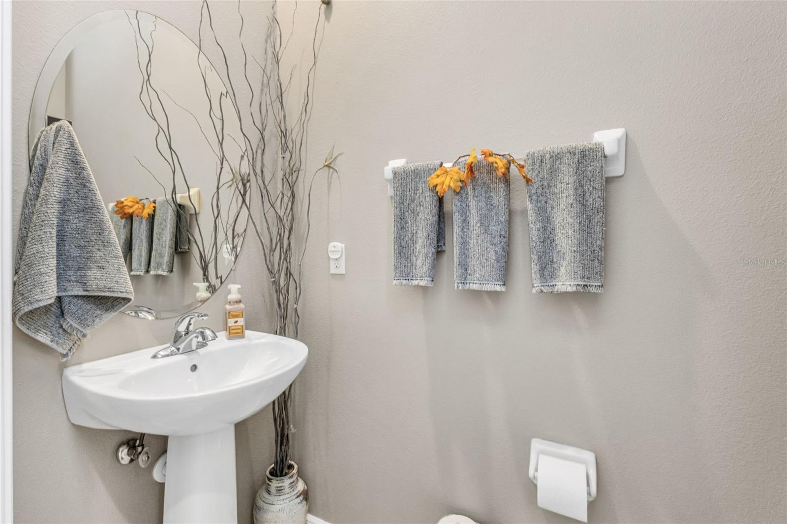 Image 23 of 46 For 1852 Knights Bridge Trail