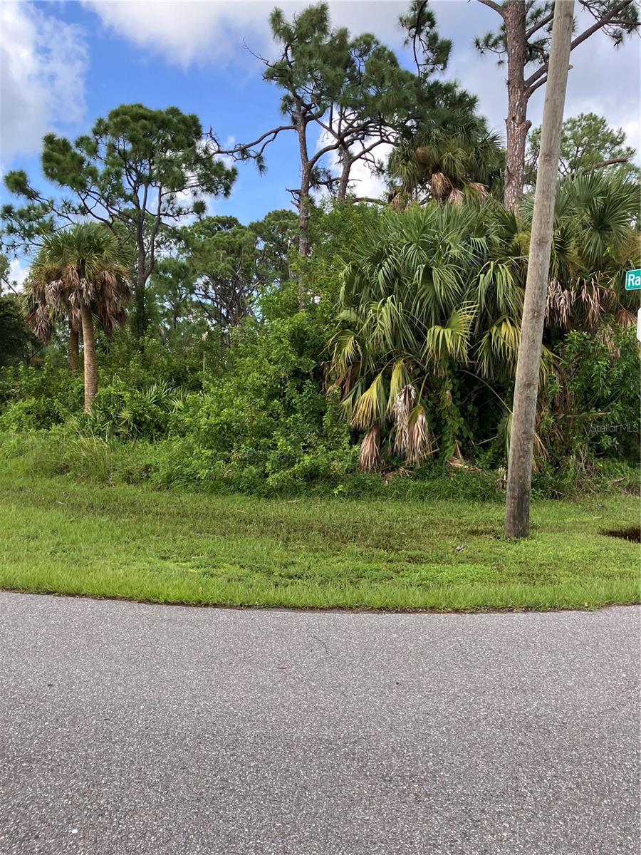 Image 6 of 10 For 12194 Dietrich Avenue