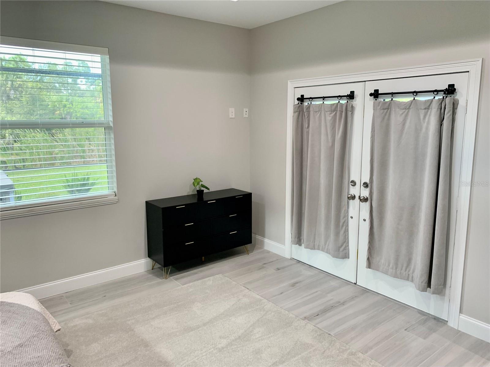 Image 19 of 46 For 2129 Lorraine Drive