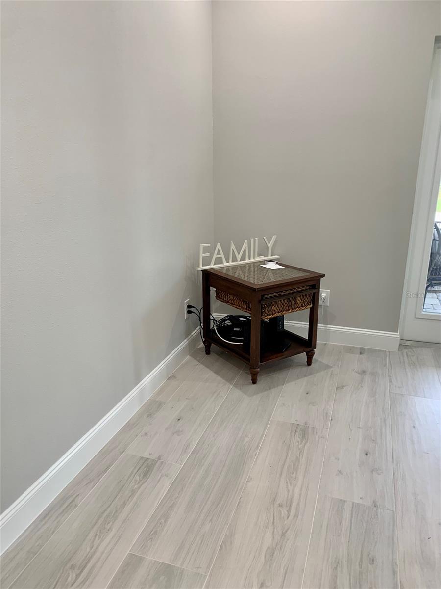 Image 31 of 46 For 2129 Lorraine Drive