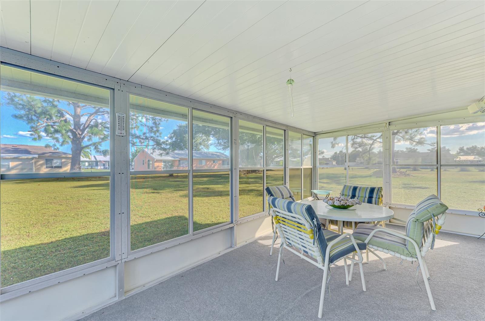 Image 37 of 65 For 6916 Roslyn Court