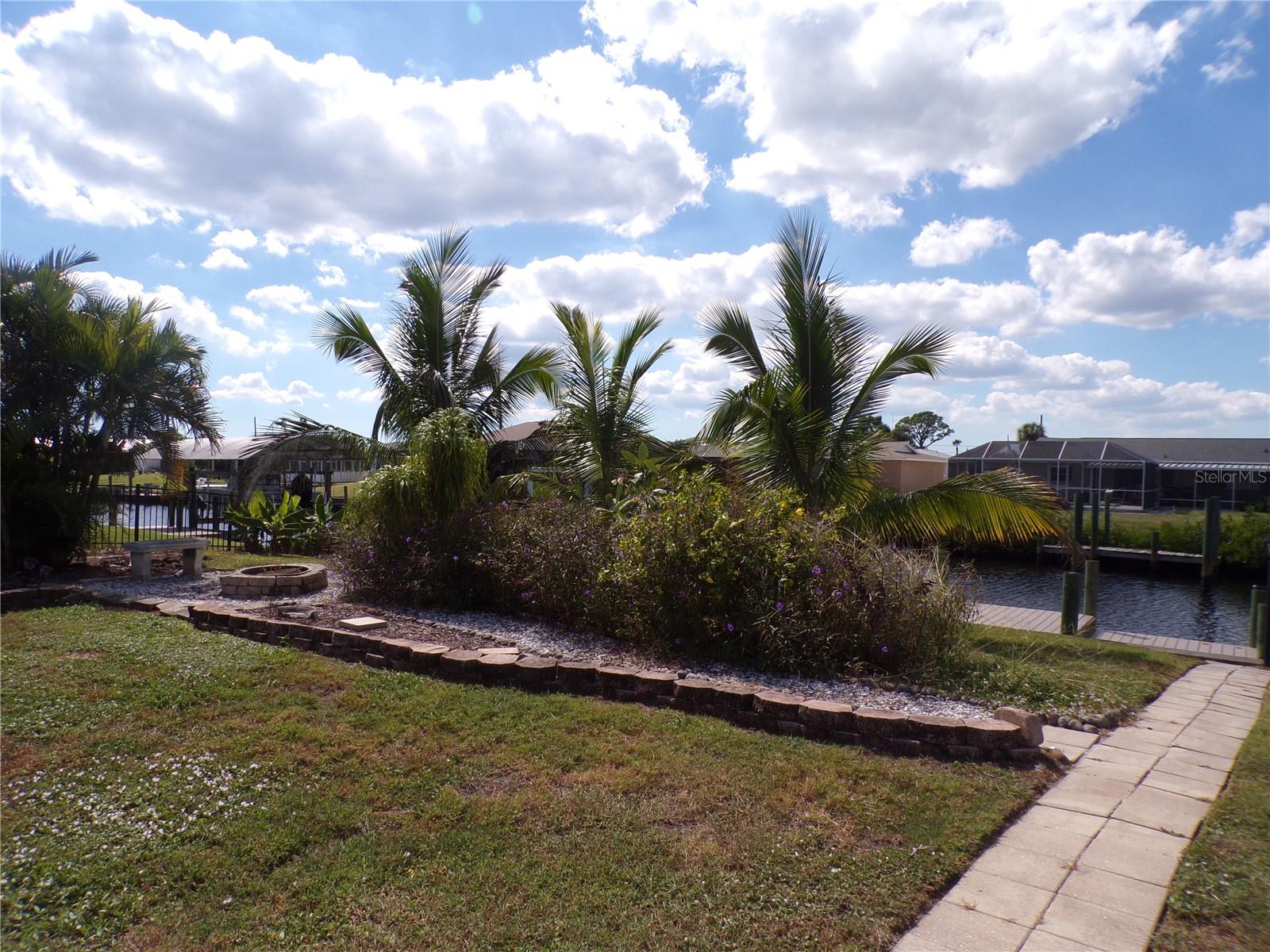 Image 21 of 44 For 18726 Countryman Avenue