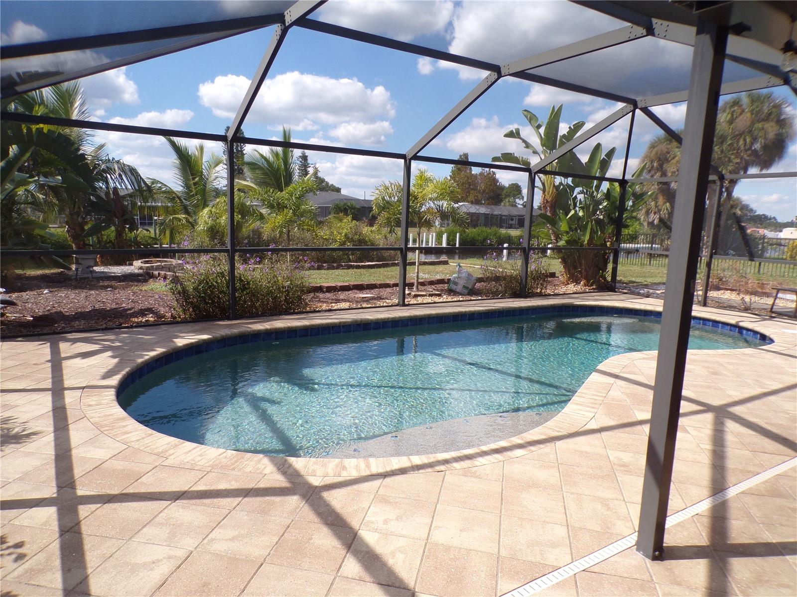 Image 23 of 44 For 18726 Countryman Avenue