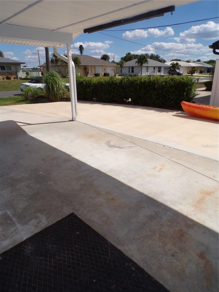 Image 33 of 44 For 18726 Countryman Avenue