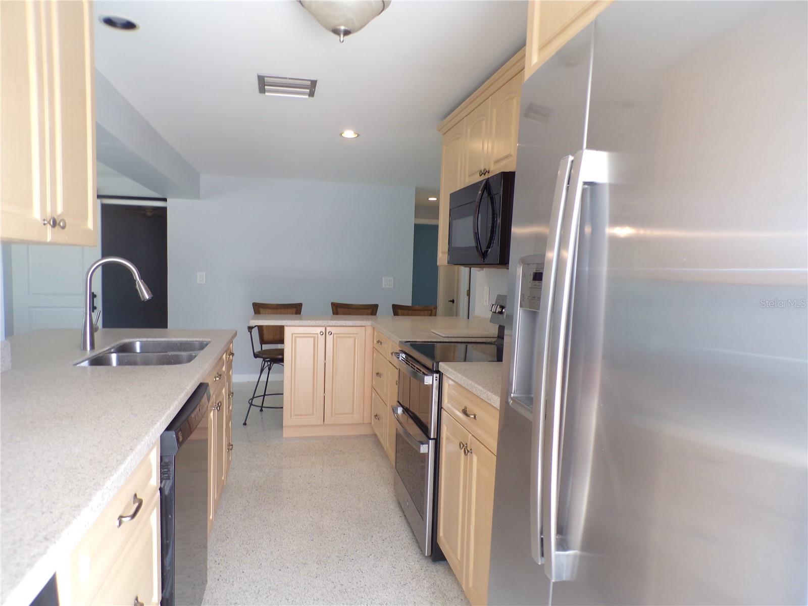 Image 35 of 44 For 18726 Countryman Avenue