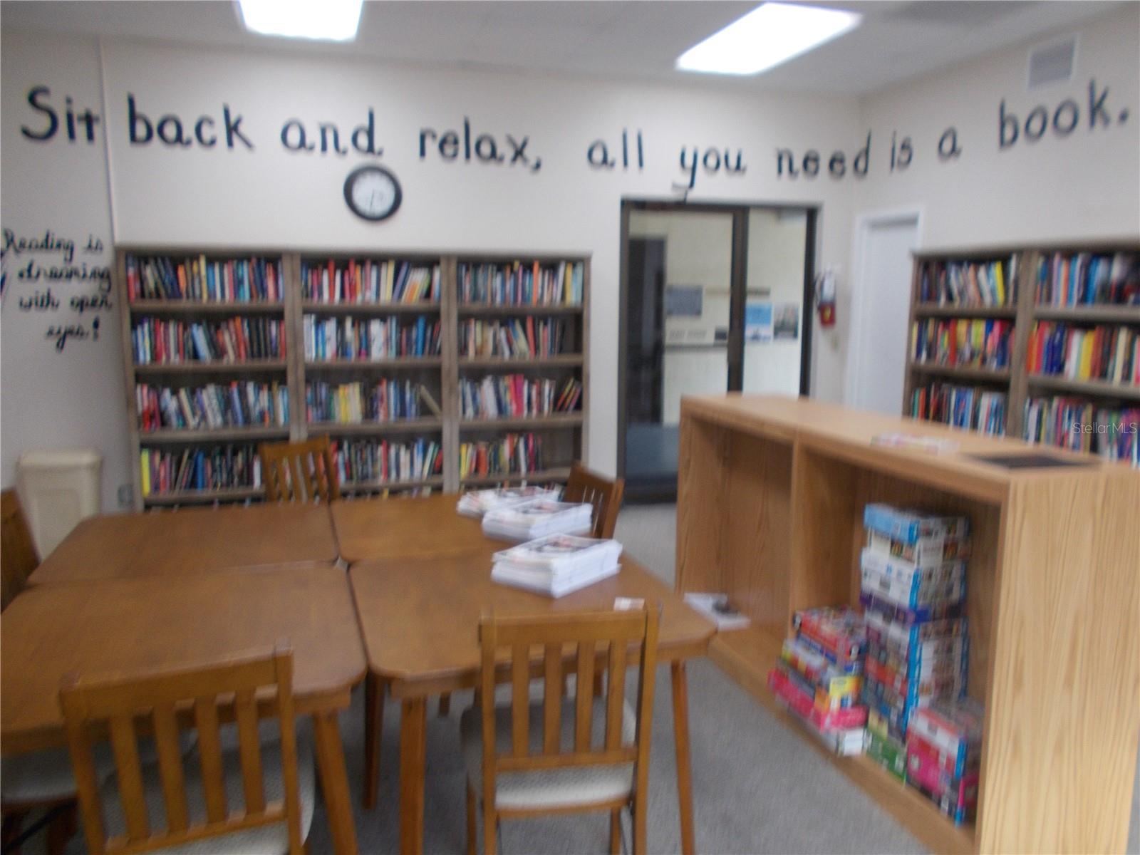 Image 27 of 34 For 5751 Holiday Park Boulevard