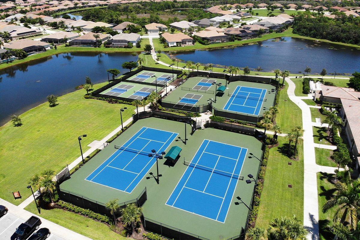 Image 34 of 40 For 20315 Passagio Drive