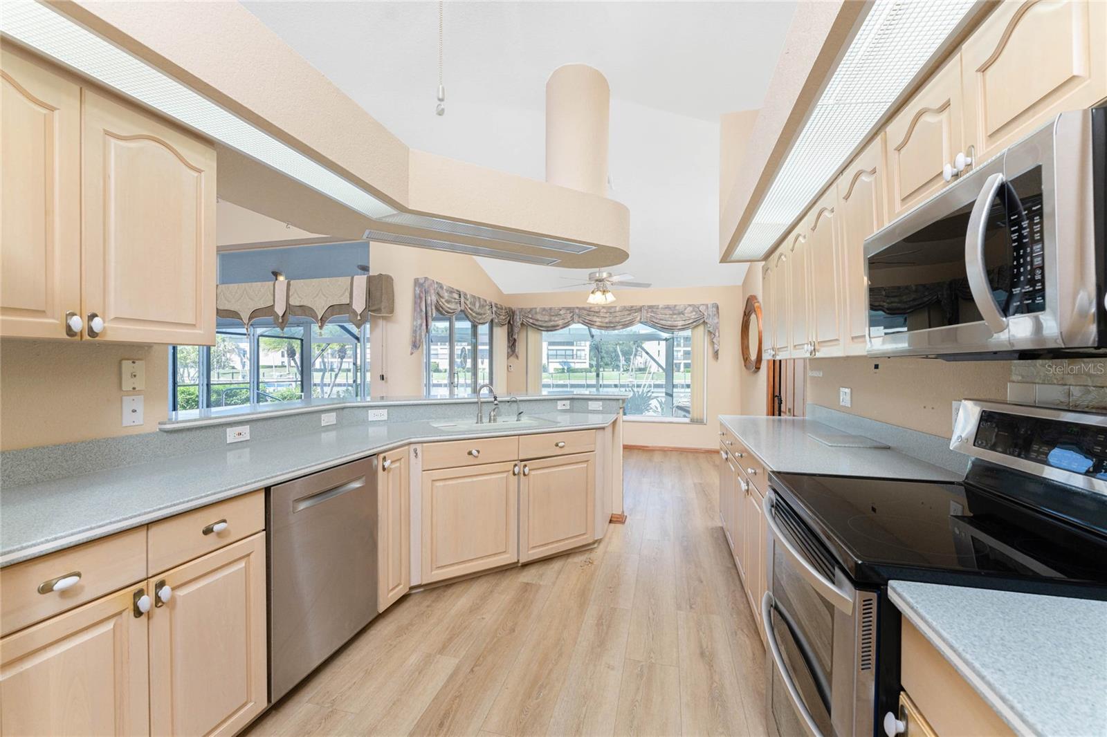 Image 23 of 82 For 112 Great Isaac Court