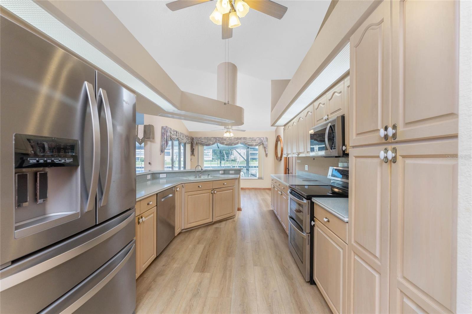 Image 24 of 82 For 112 Great Isaac Court