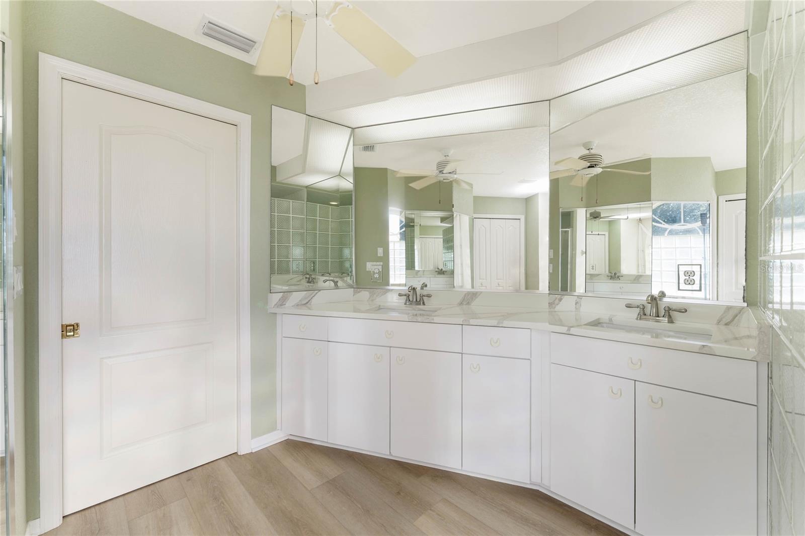 Image 33 of 82 For 112 Great Isaac Court