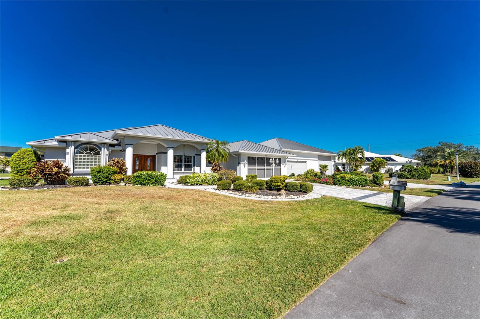 Image 4 of 82 For 112 Great Isaac Court