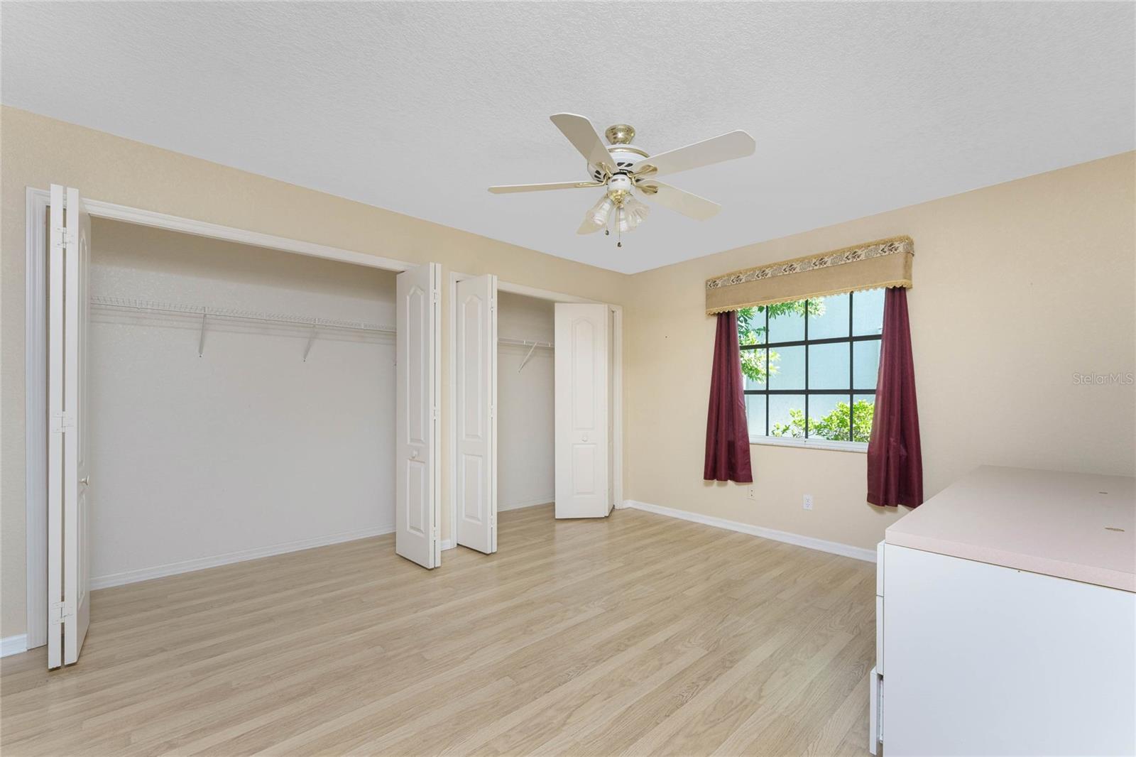 Image 43 of 82 For 112 Great Isaac Court