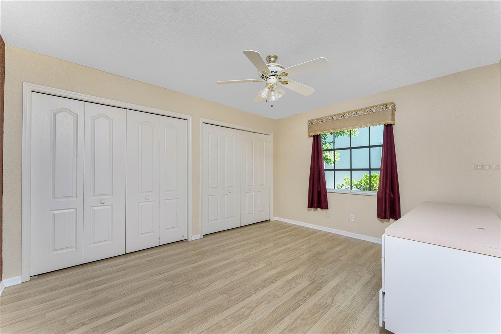 Image 44 of 82 For 112 Great Isaac Court