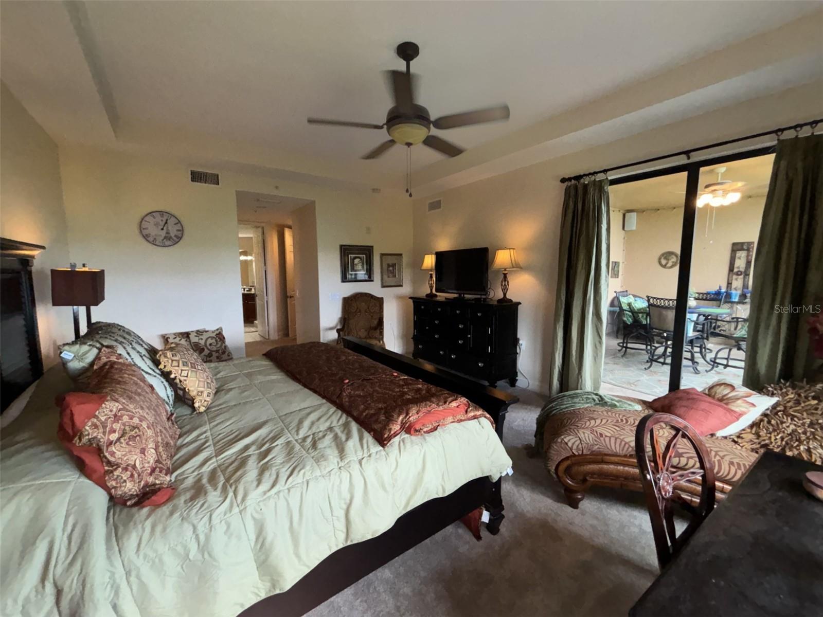 Image 12 of 46 For 89 Vivante Boulevard 205
