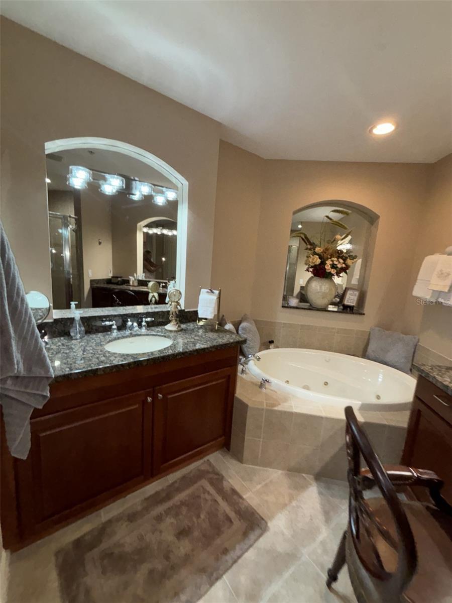 Image 19 of 46 For 89 Vivante Boulevard 205