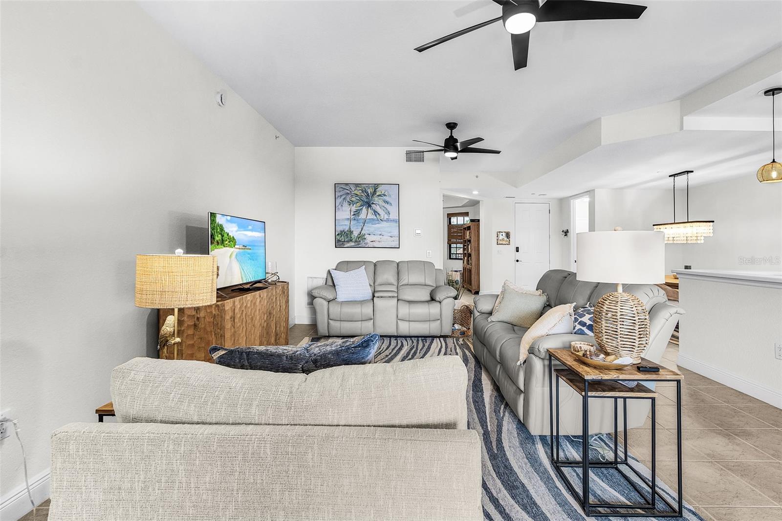 Image 11 of 56 For 24383 Baltic Avenue 203