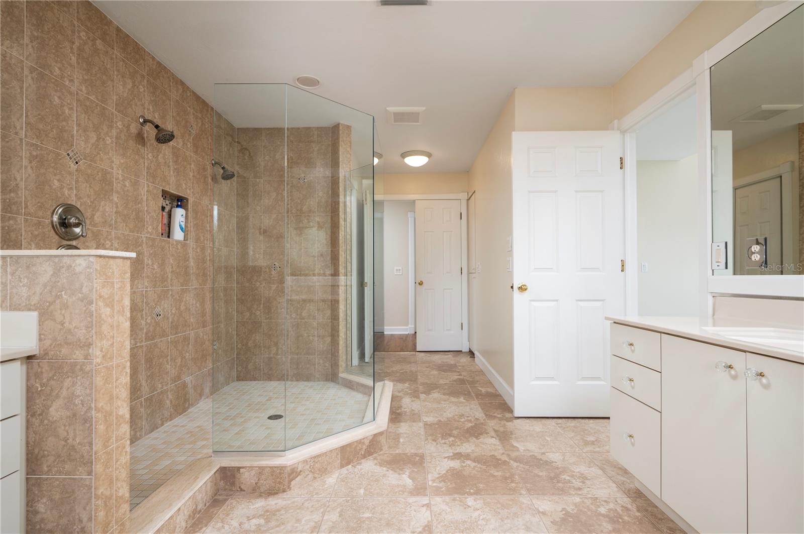Image 43 of 79 For 521 Bobcat Court