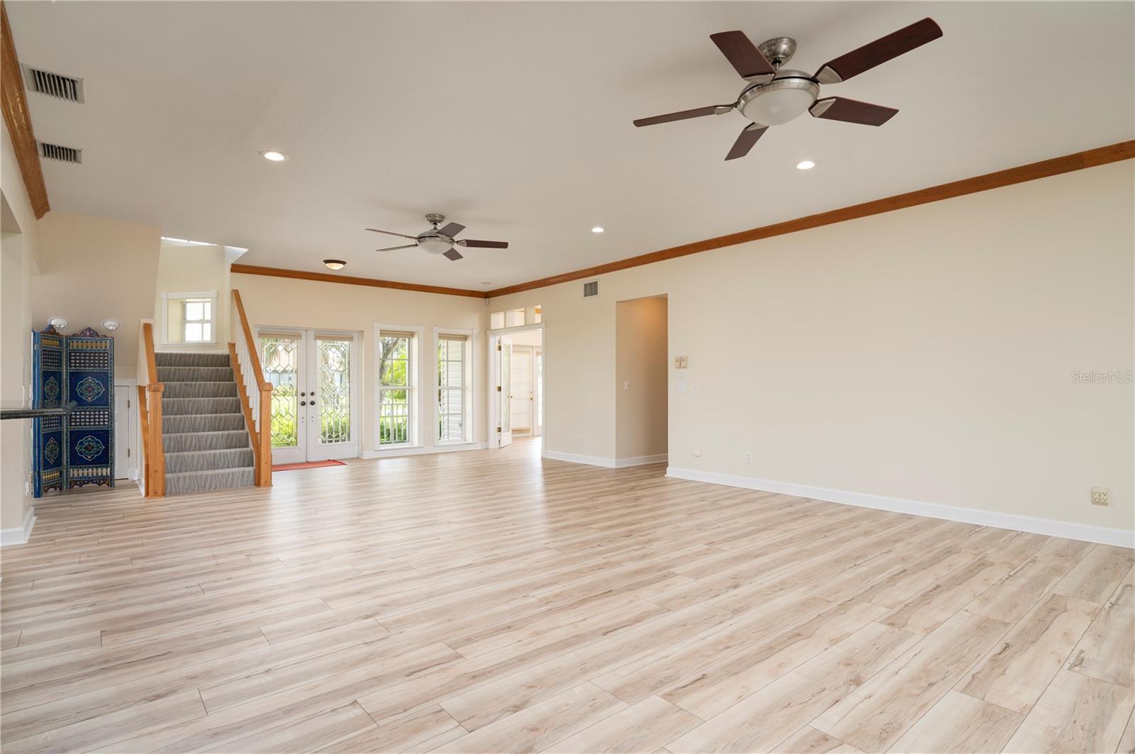 Image 7 of 79 For 521 Bobcat Court
