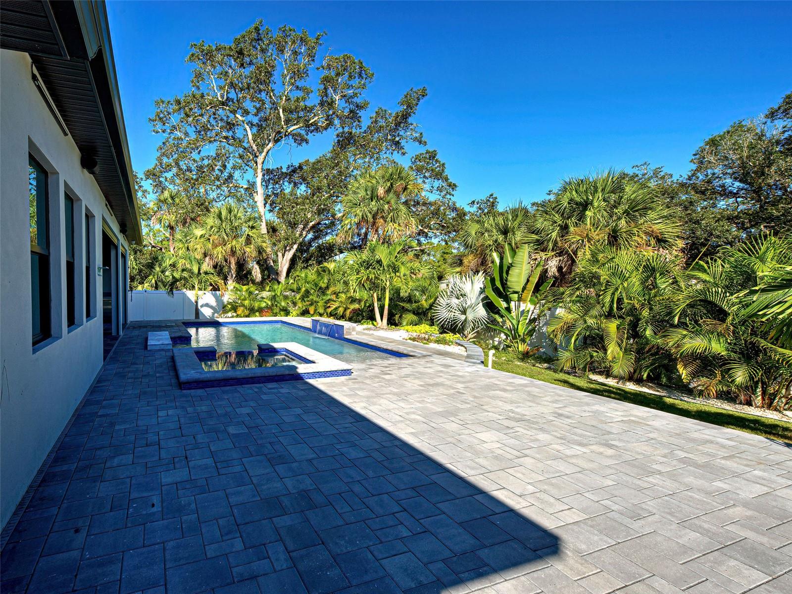 Image 14 of 65 For 3692 Shawnee Terrace