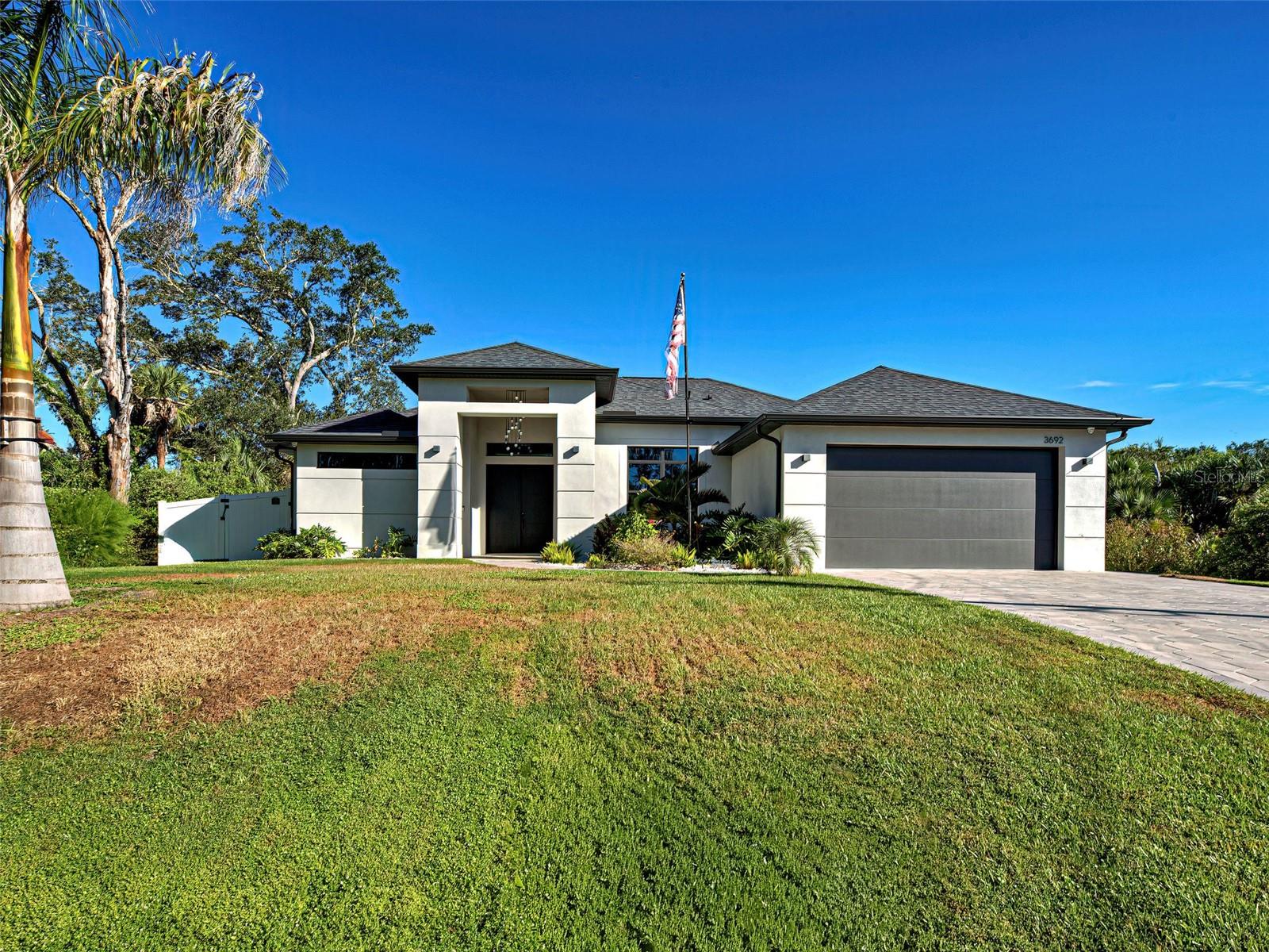 Image 3 of 65 For 3692 Shawnee Terrace