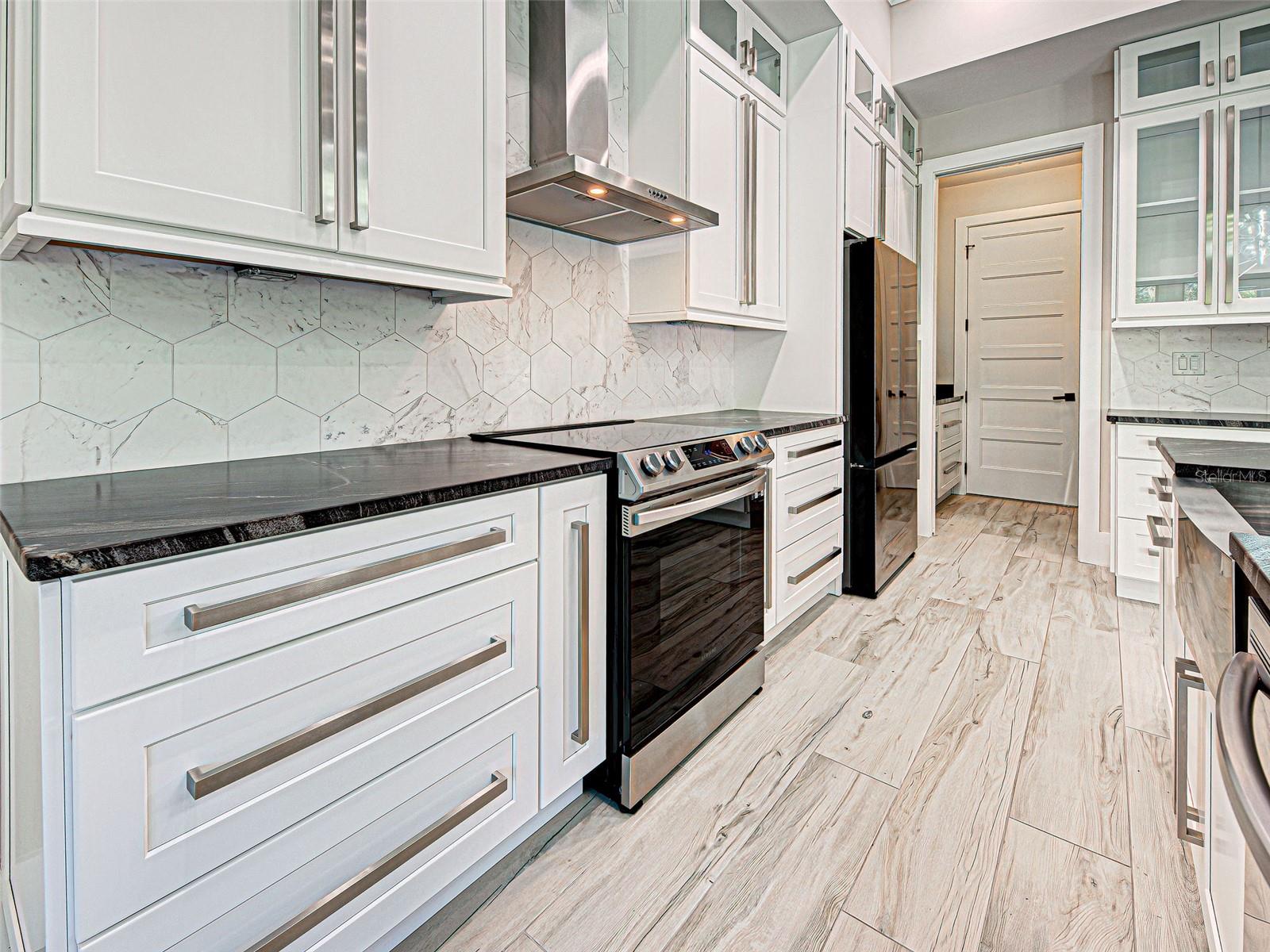 Image 35 of 65 For 3692 Shawnee Terrace