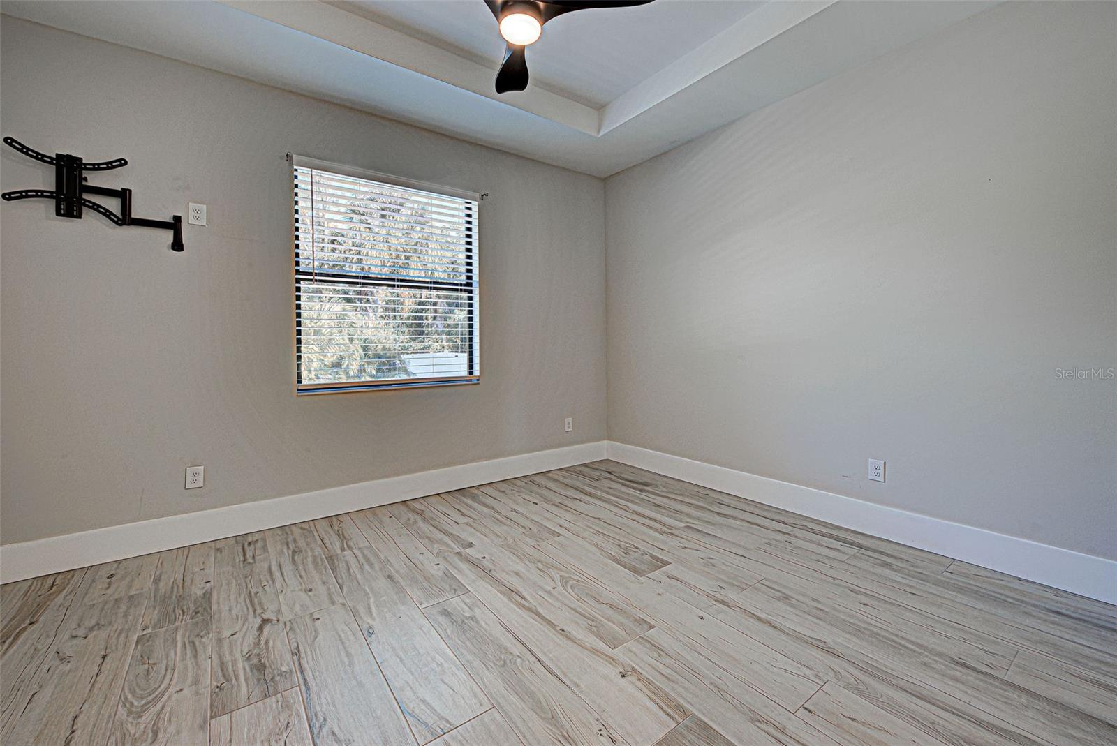 Image 39 of 65 For 3692 Shawnee Terrace