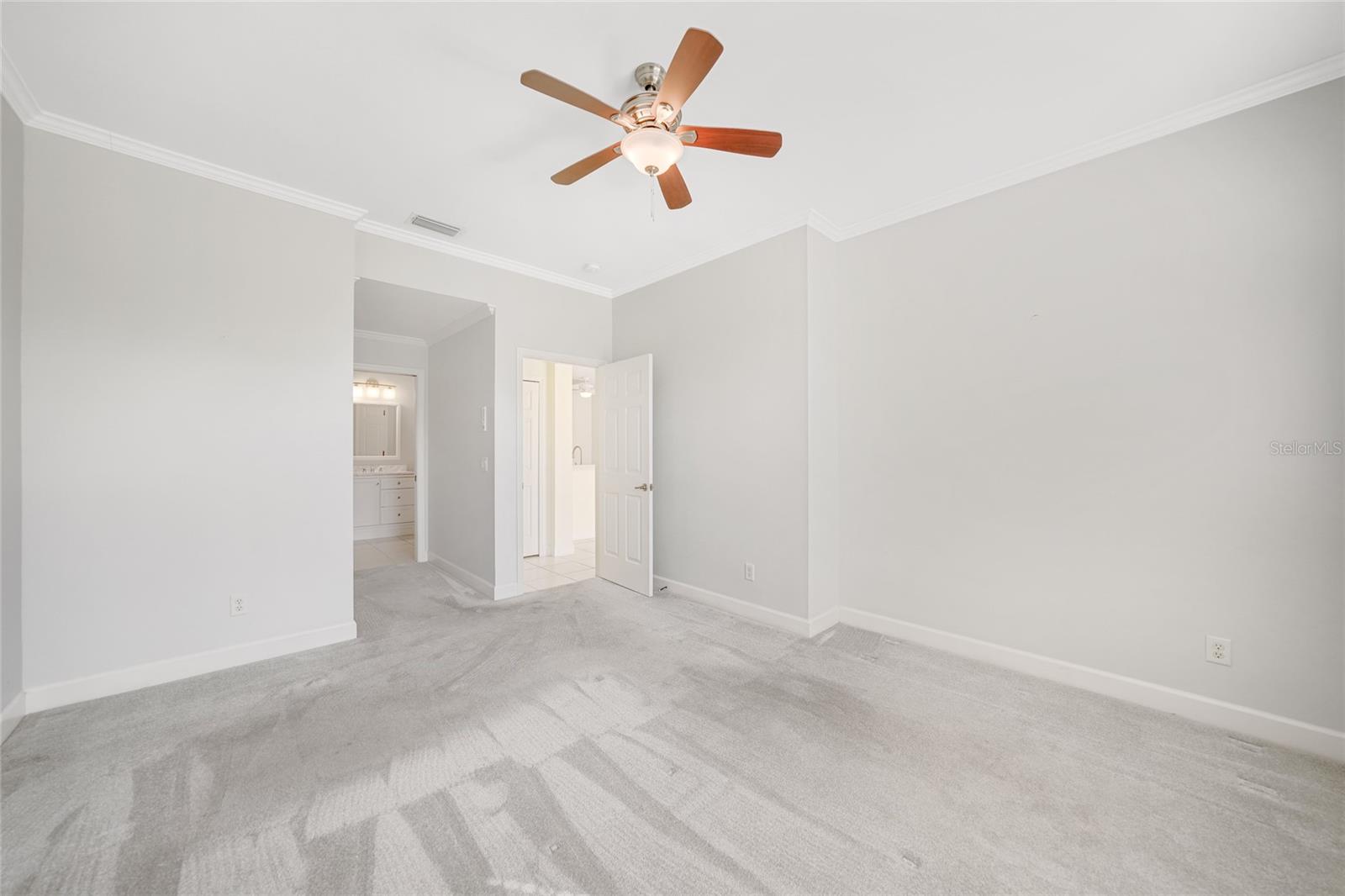 Image 13 of 35 For 3810 Cobia Villas Court