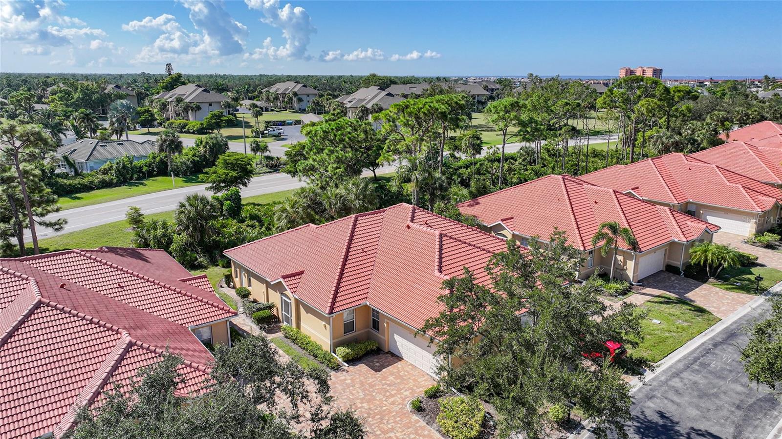 Image 27 of 35 For 3810 Cobia Villas Court