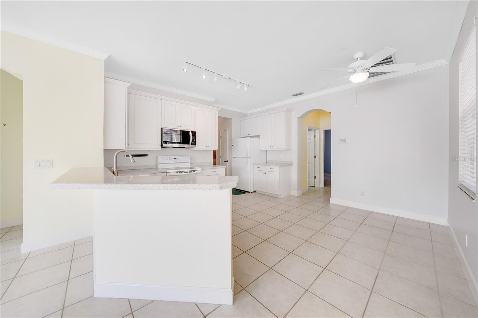 Image 9 of 35 For 3810 Cobia Villas Court