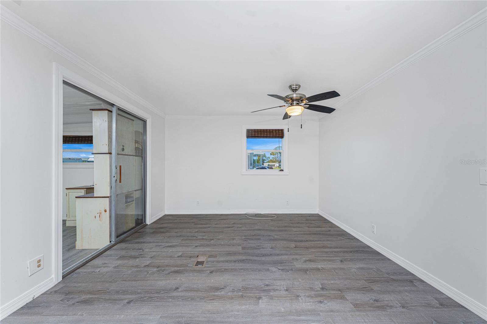 Image 14 of 54 For 7548 Ratan Circle